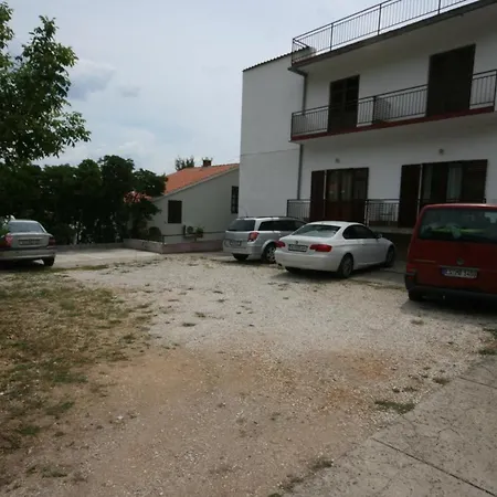 Twin Starigrad 6634c